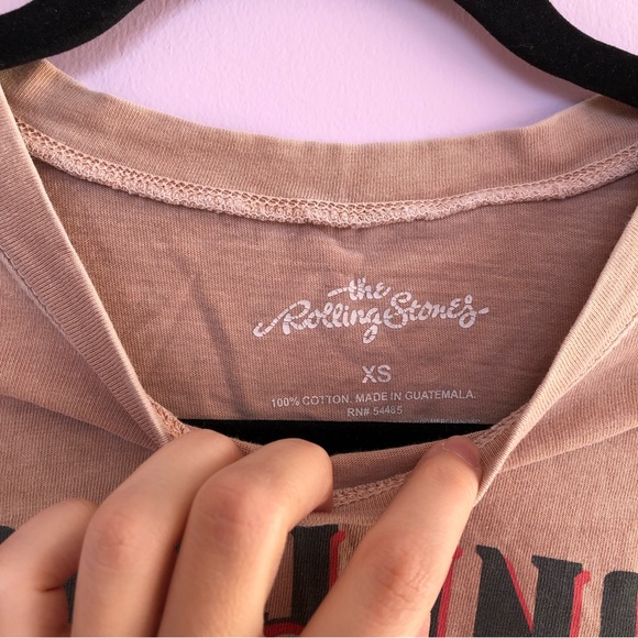 Rolling Stones Cropped Light Brown Short Sleeve T-Shirt - Picture 4 of 5